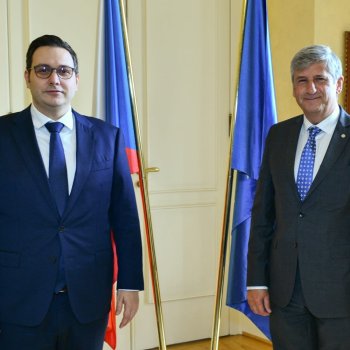 dg with cz mfa lipavsky 2